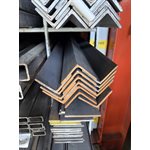 ACIER ANGLE NEUF - 2 1 / 2PO X 2 1 / 2PO X 3 / 16PO X 240PO (20PI)