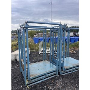 SUPPORT EMPILABLE INDUSTRIEL 45PO X 48PO X 74PO