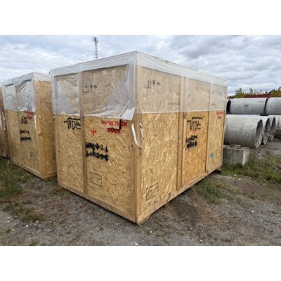 BOITE DE BOIS GÉANTE 7,5PI X 13PI X 8PI HAUT